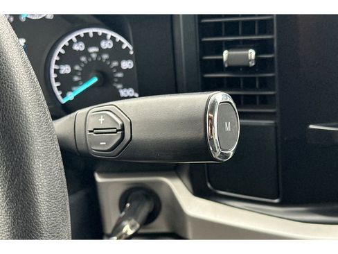 Used 2025 Ford F250 XLT image 22