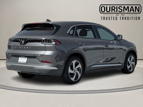 New 2025 VinFast VF 8 Eco image 5