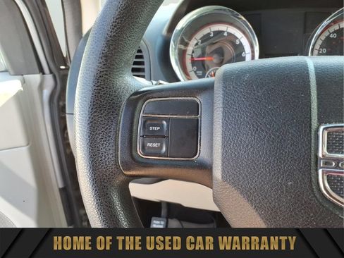 Used 2013 Dodge Grand Caravan SXT FWD image 21