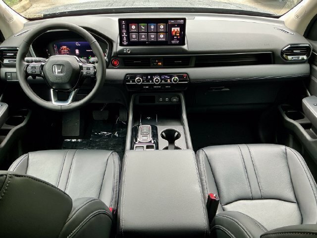 New 2026 Honda Pilot Touring image 19