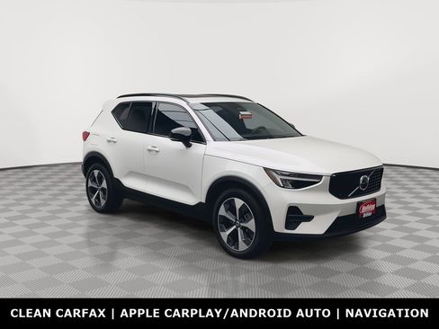 Used 2026 Volvo XC40 B5 Core AWD/4WD image 34