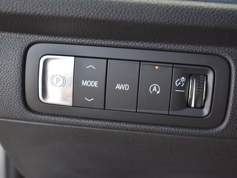 Used 2025 Chevrolet Traverse Z71 w/ Driver Confidence Package AWD/4WD image 47