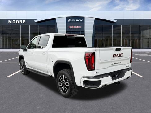 Used 2024 GMC Sierra 1500 AT4 w/ AT4 Premium Package AWD/4WD image 4