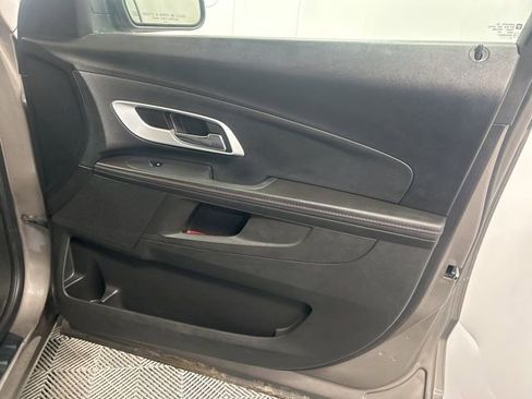 Used 2011 Chevrolet Equinox LT w/ Driver Convenience Package image 20