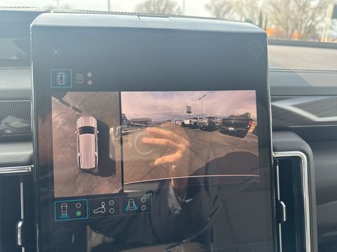 New 2026 GMC Yukon XL Elevation w/ LPO, Get Active Package image 22