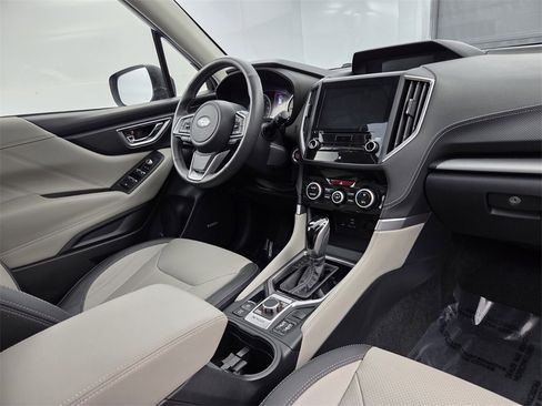 Used 2019 Subaru Forester Limited image 13