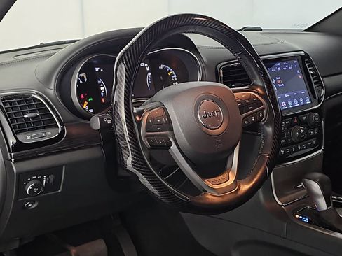 Used 2019 Jeep Grand Cherokee High Altitude RWD image 15