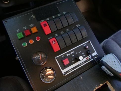 Used 2006 GMC Sierra 3500 SLE w/ Heavy-Duty Power Package image 17