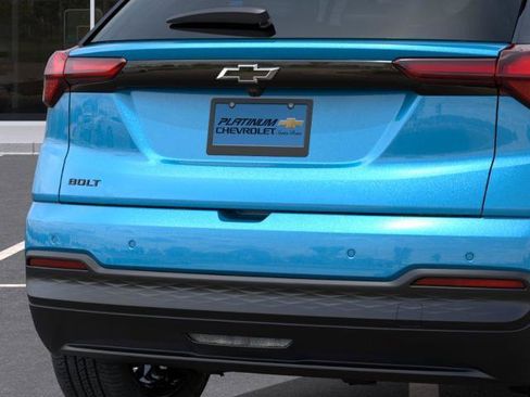 New 2027 Chevrolet Bolt LT w/ Comfort Package FWD image 14