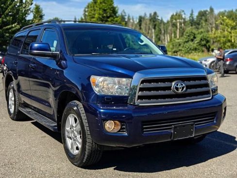 Used 2010 Toyota Sequoia SR5 AWD/4WD image 1