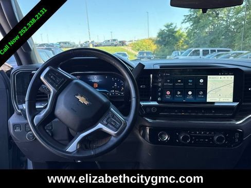 Used 2024 Chevrolet Silverado 1500 LT AWD/4WD image 5