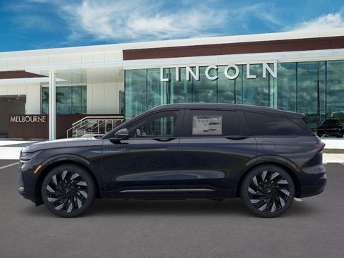 New 2026 Lincoln Nautilus Reserve AWD/4WD image 3