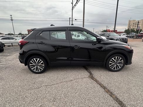 Certified 2023 Nissan Kicks SV w/ Interior Electronics Package FWD image 9