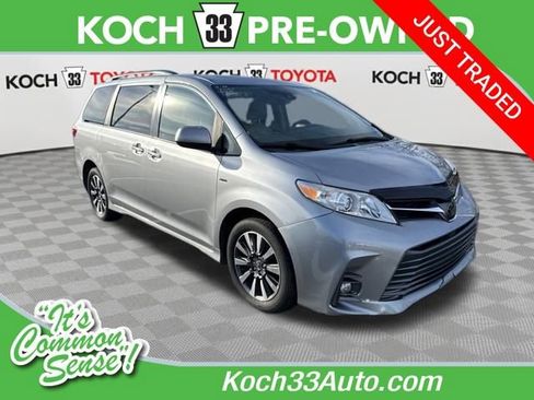 Used 2018 Toyota Sienna XLE image 1