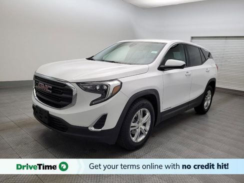 Used 2020 GMC Terrain SLE image 1