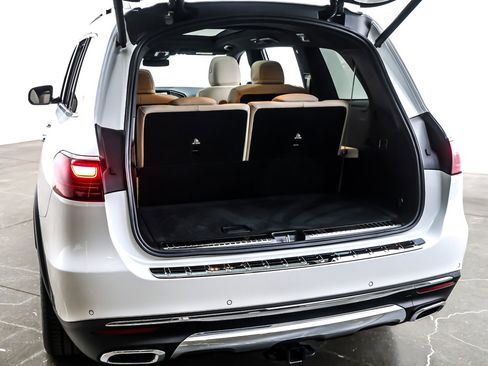 Certified 2025 Mercedes-Benz GLS 450 GLS 450 4MATIC SUV image 25