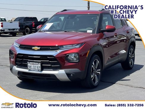 Used 2023 Chevrolet TrailBlazer LT FWD image 3