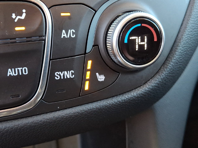 Used 2018 Chevrolet Equinox LT AWD/4WD image 35