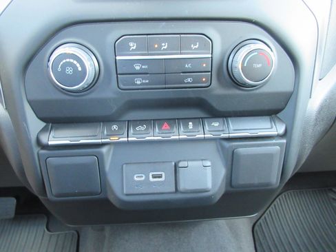 Used 2022 Chevrolet Silverado 1500 Custom w/ Safety Confidence Package RWD image 23