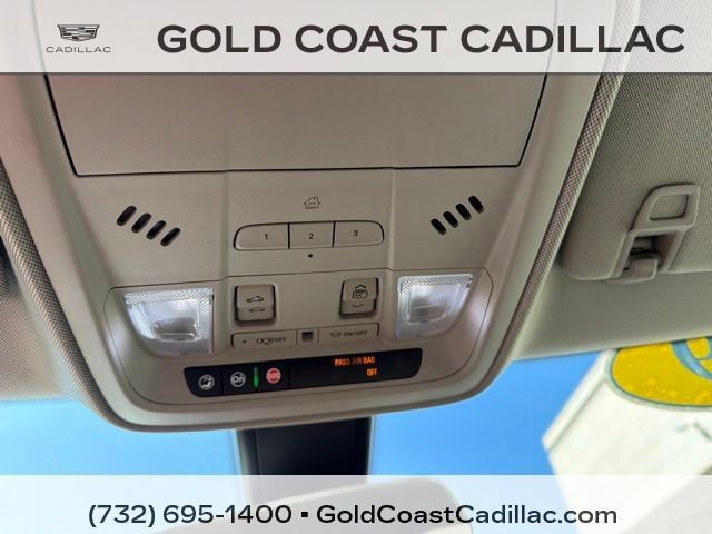 Used 2019 Cadillac XT4 Luxury w/ Cold Weather Package FWD image 24