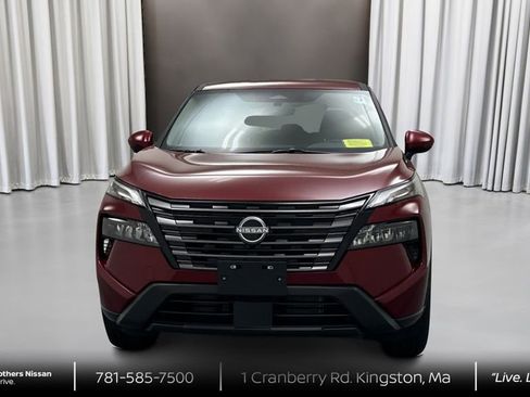 New 2026 Nissan Rogue SV AWD/4WD image 2