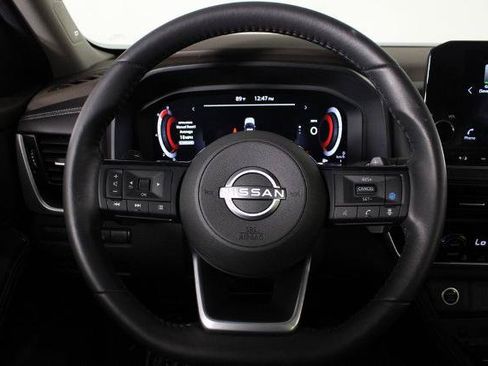 Certified 2023 Nissan Rogue Platinum w/ Platinum Premium Package FWD image 10