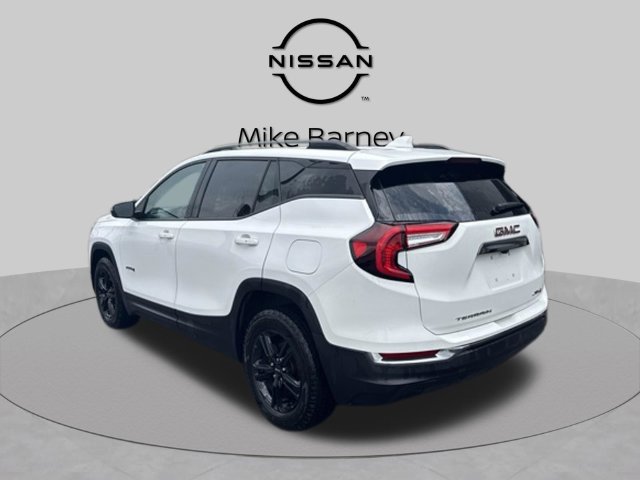 Used 2022 GMC Terrain AT4 AWD/4WD image 3