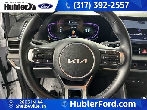 Used 2024 Kia Sportage EX FWD image 14