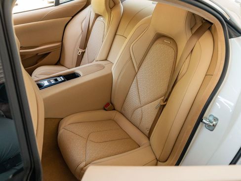 New 2025 Karma Revero Luxury RWD image 22