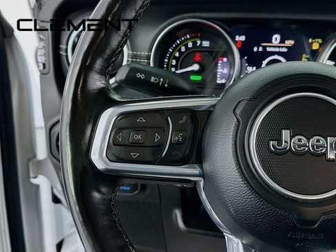 Used 2023 Jeep Wrangler Unlimited Sahara w/ Cold Weather Group image 16