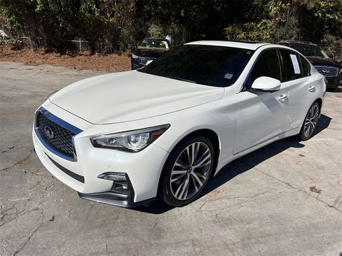 Used 2022 INFINITI Q50 Sensory image 3