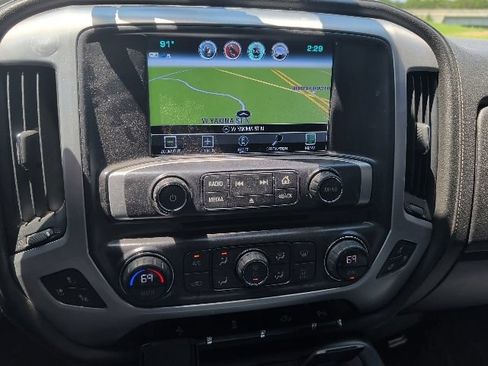 Used 2018 GMC Sierra 1500 SLT w/ Texas SLT Premium Package AWD/4WD image 23