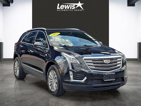 Used 2017 Cadillac XT5 Luxury w/ Driver Awareness Package FWD image 6