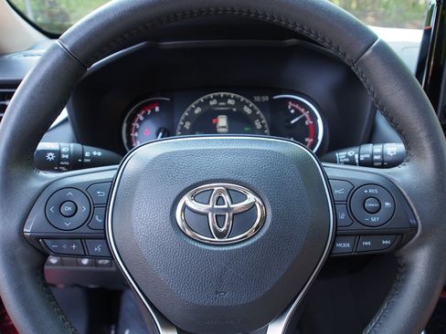 Used 2022 Toyota RAV4 Adventure w/ Convenience Package AWD/4WD image 21