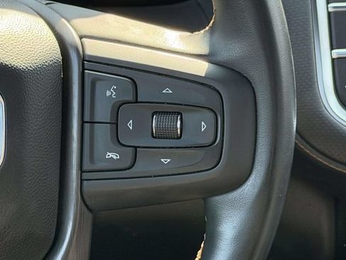 Used 2023 GMC Yukon XL AT4 w/ Technology Package AWD/4WD image 18
