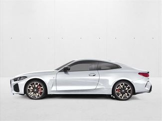 New 2026 BMW M440i Coupe video 2
