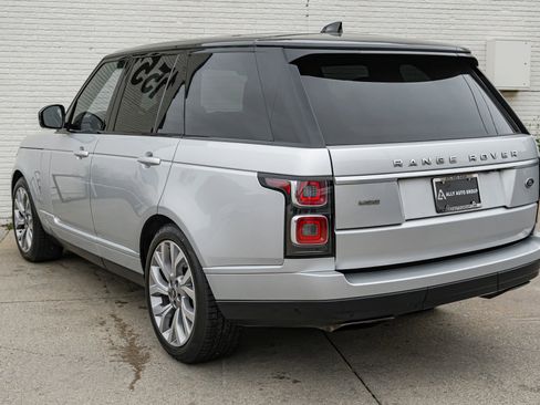 Used 2018 Land Rover Range Rover HSE image 10