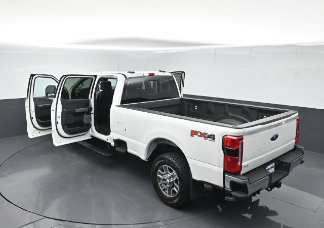 Used 2024 Ford F250 Lariat w/ Lariat Ultimate Package AWD/4WD image 59