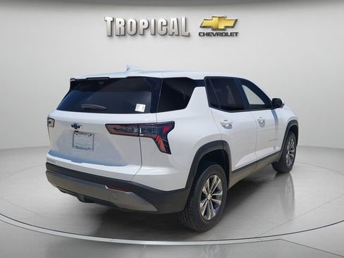 New 2026 Chevrolet Equinox LT w/ Safety and Technology Package FWD image 3