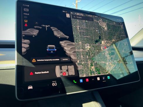 Used 2022 Tesla Model 3 image 46