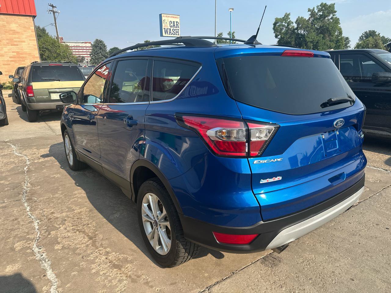 Used 2018 Ford Escape SE w/ SE Sync 3 Package FWD image 7