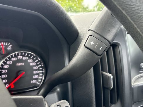 Used 2017 GMC Sierra 1500 2WD Regular Cab w/ Sierra Convenience Package image 18