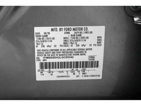 Used 2020 Ford Explorer XLT w/ Equipment Group 202A AWD/4WD image 60