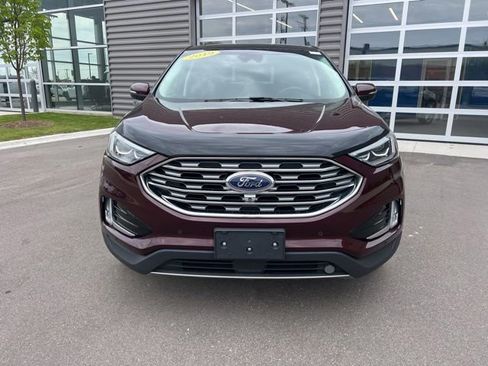 Used 2019 Ford Edge Titanium w/ Equipment Group 301A AWD/4WD image 2