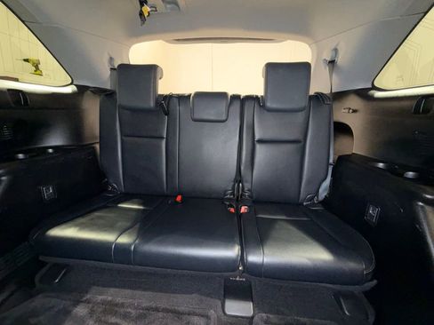 Used 2016 Toyota Highlander XLE AWD/4WD image 23