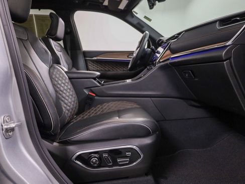 Used 2024 Jeep Grand Cherokee L Summit w/ Advanced Protech Group IV image 27