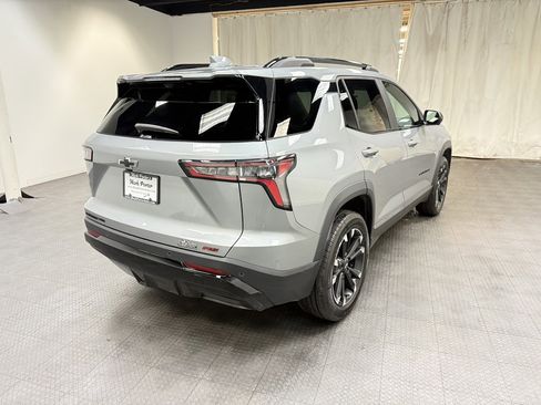 Used 2025 Chevrolet Equinox RS w/ Safety and Technology Package image 6