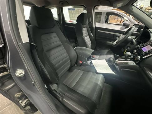 Used 2019 Honda CR-V LX image 32