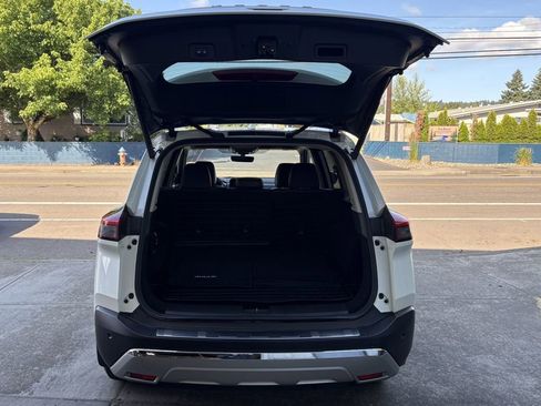 Certified 2022 Nissan Rogue Platinum w/ Head-Up Display Package image 10