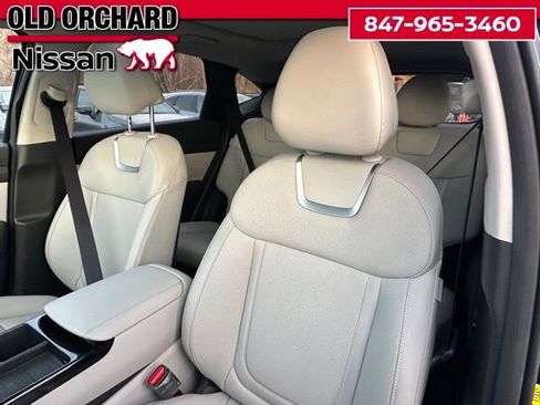 Used 2025 Hyundai Tucson Limited image 11